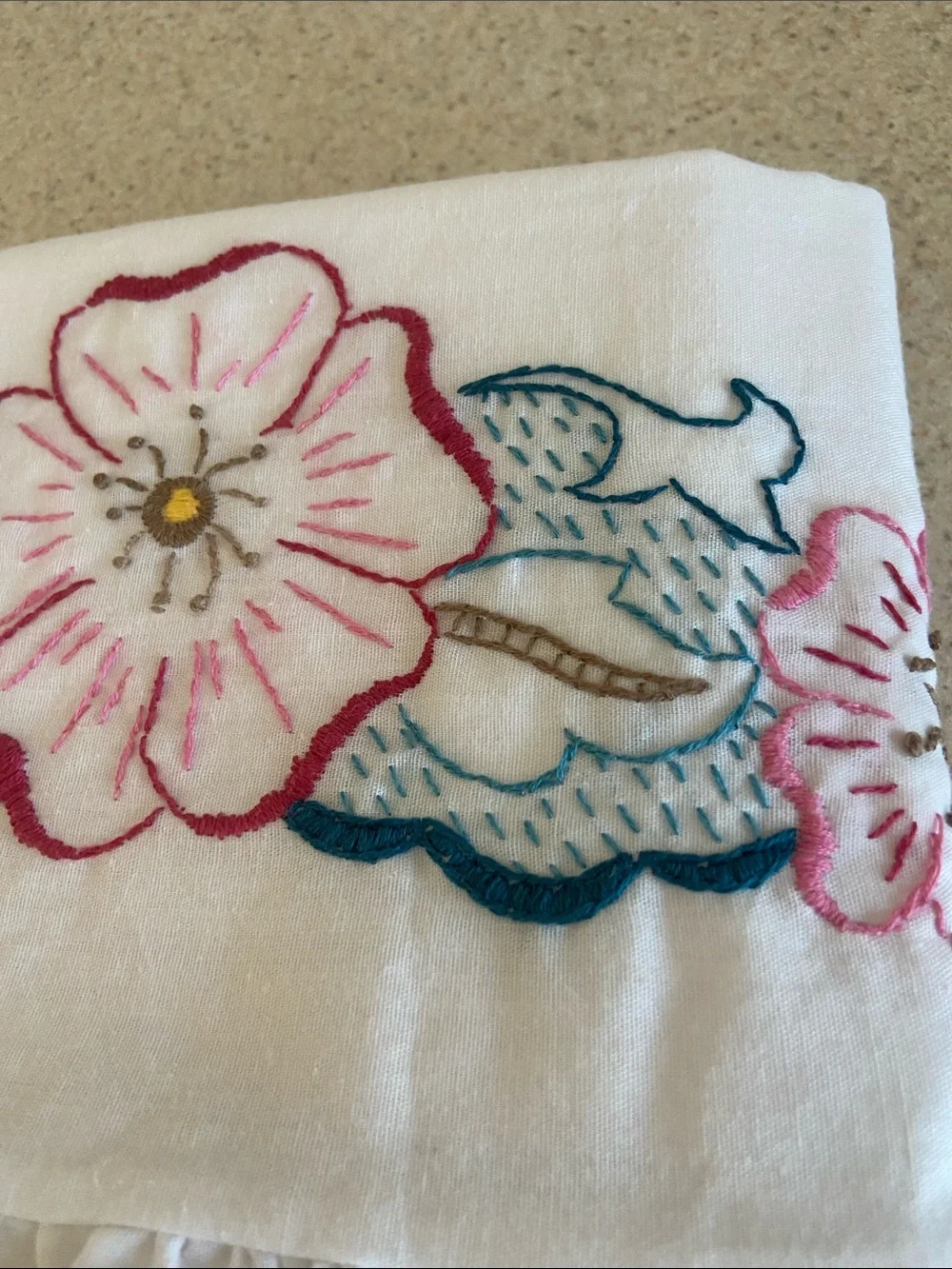 Vintage Hand Embroidered Floral Pillowcases Pair Ruffle